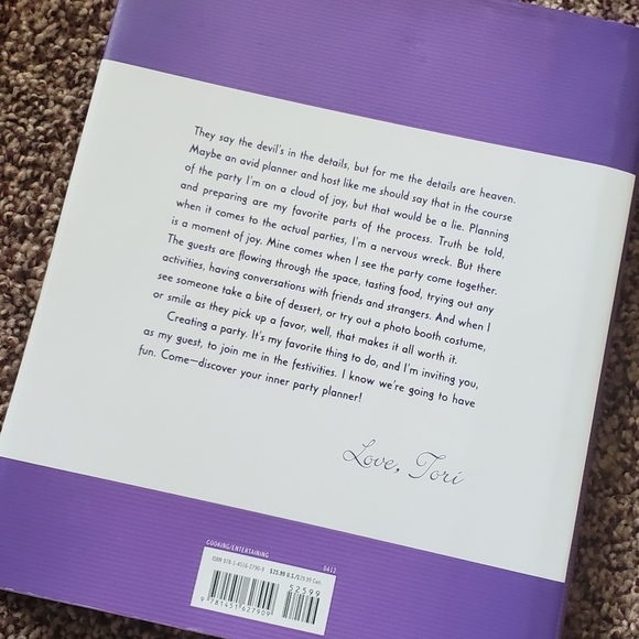 💥2 for $20💥CelebraTORI book - Picture 2 of 8